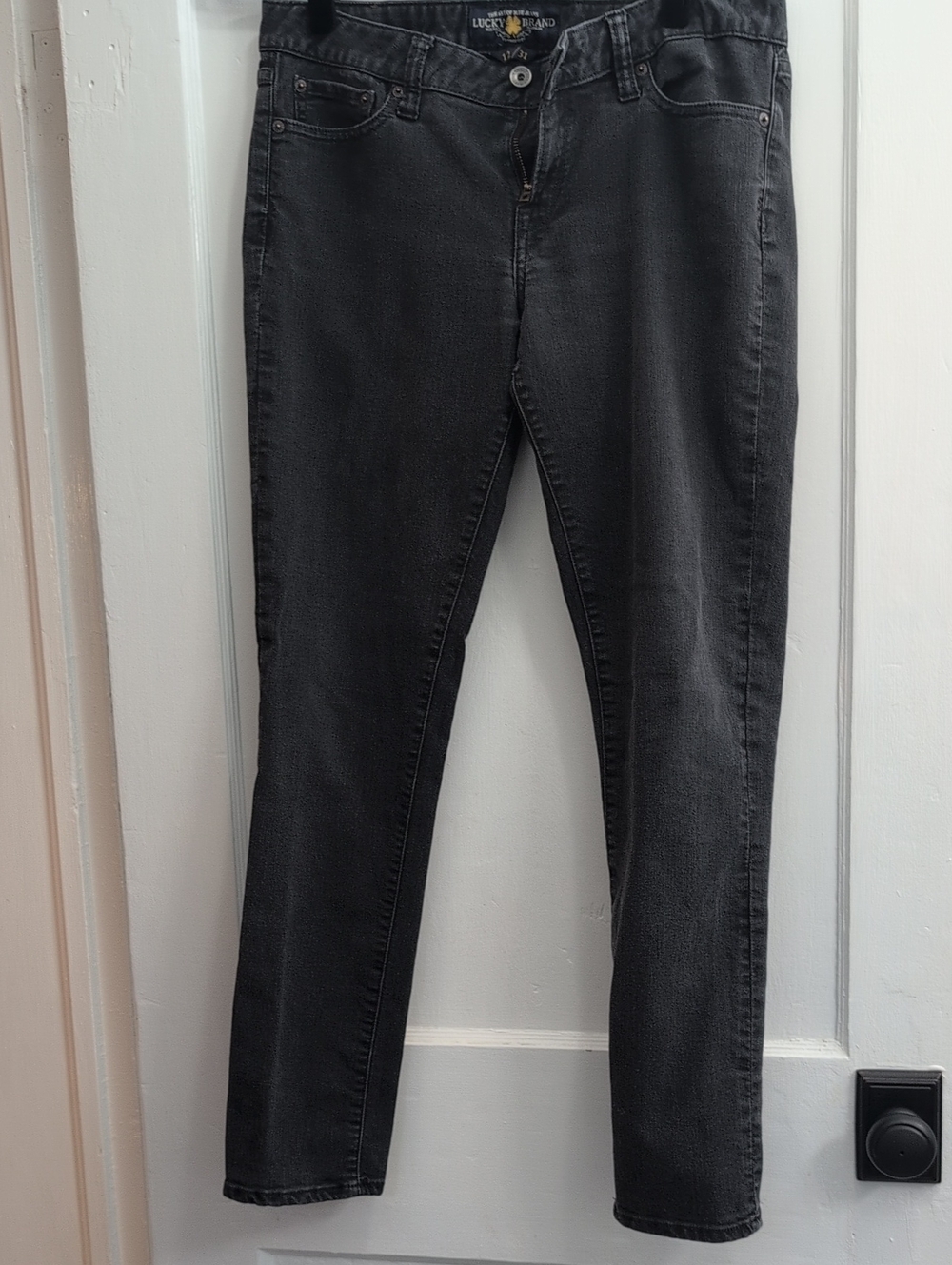 Lucky Brand Women's Charcoal Black Skinny Jeans 12/31